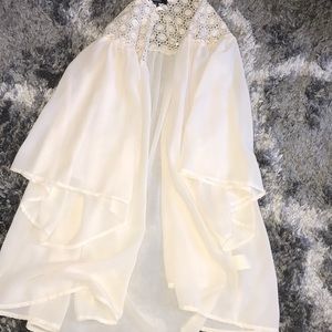 Creme Shirt with lace